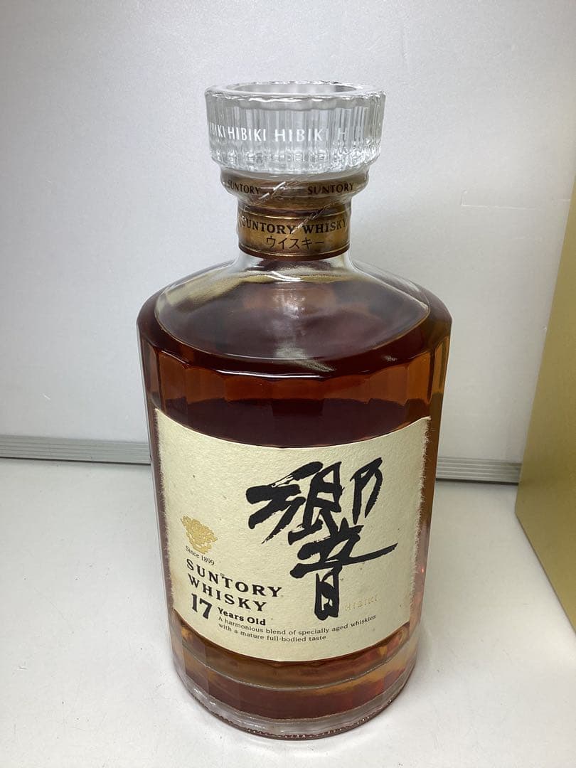 r*a様 SUNTORY HIBIKI 響17年 裏ゴールドラベル 750ml