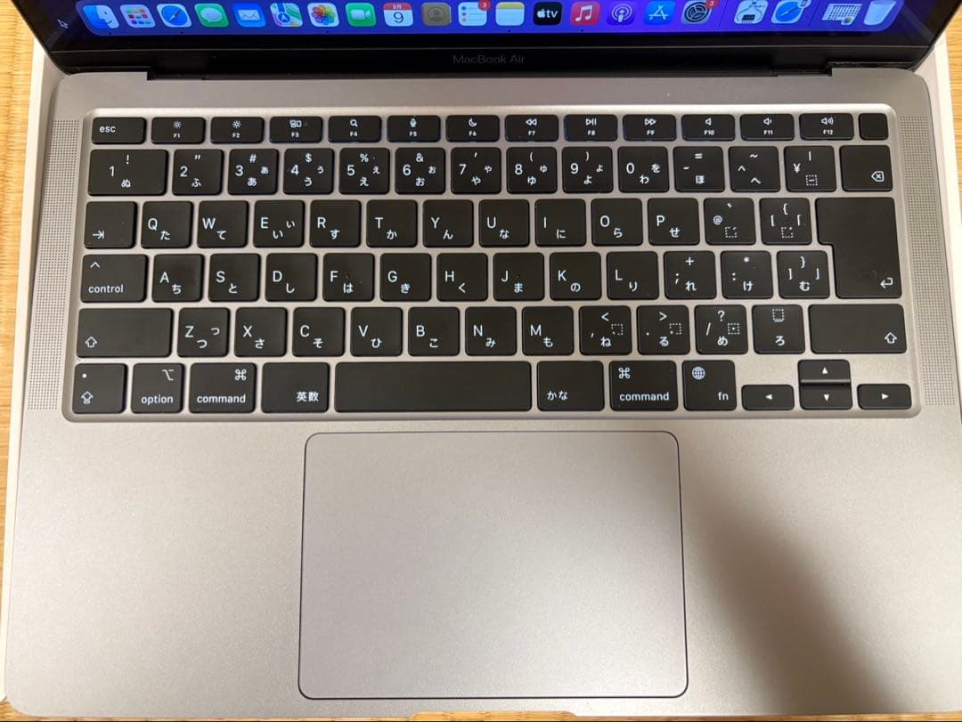Apple MacBook Air シルバー (M1, 2020)