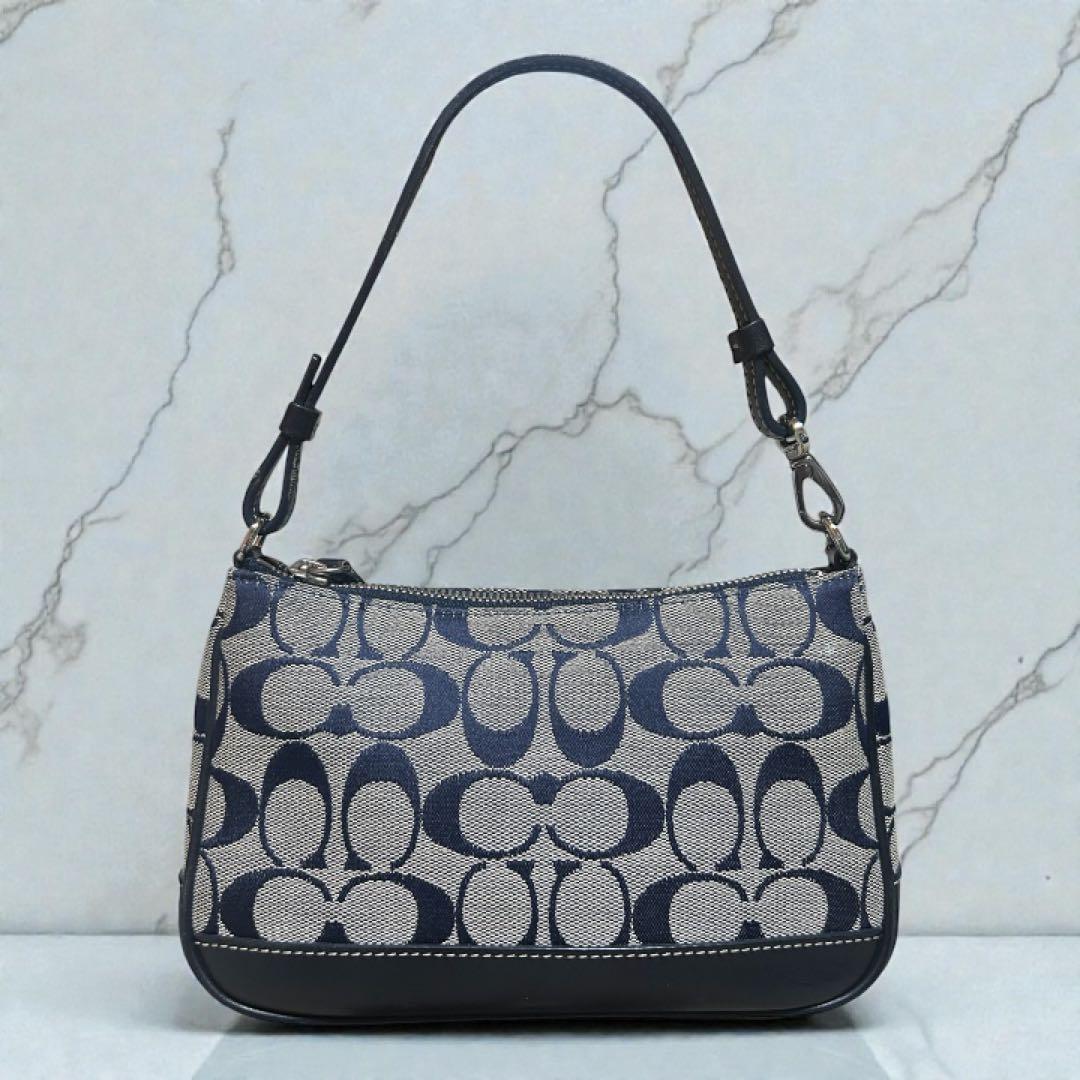 【美品】COACH コーチ 6094アクセサリーポーチ ネイビー　メタルチャーム