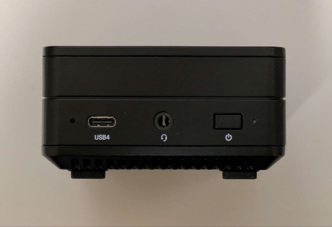 MINISFORUM EM780 32GB ミニPC