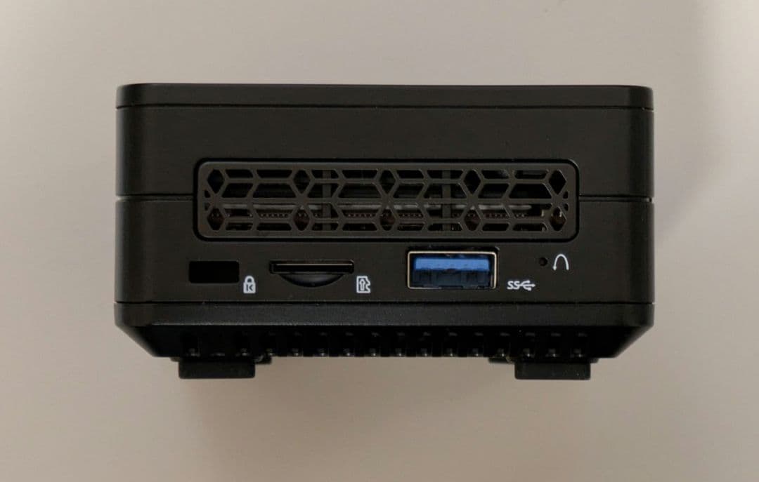 MINISFORUM EM780 32GB ミニPC