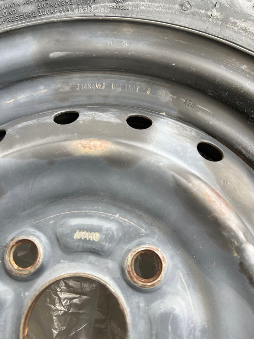 スタッドレスホイールセット①セットで②を購入お願いします