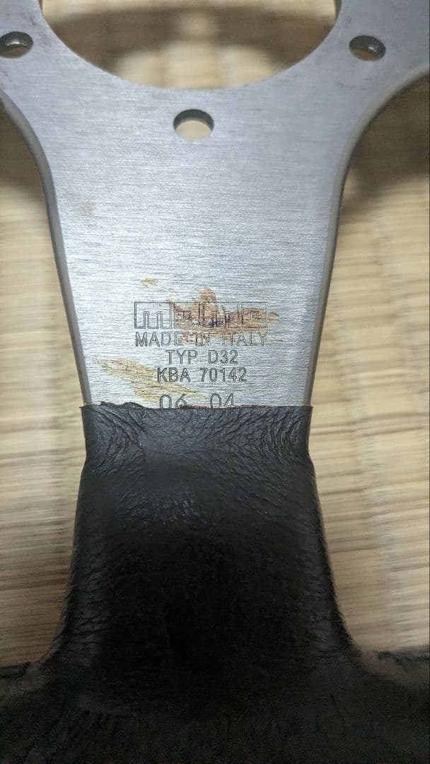 MOMO ステアリング　32π