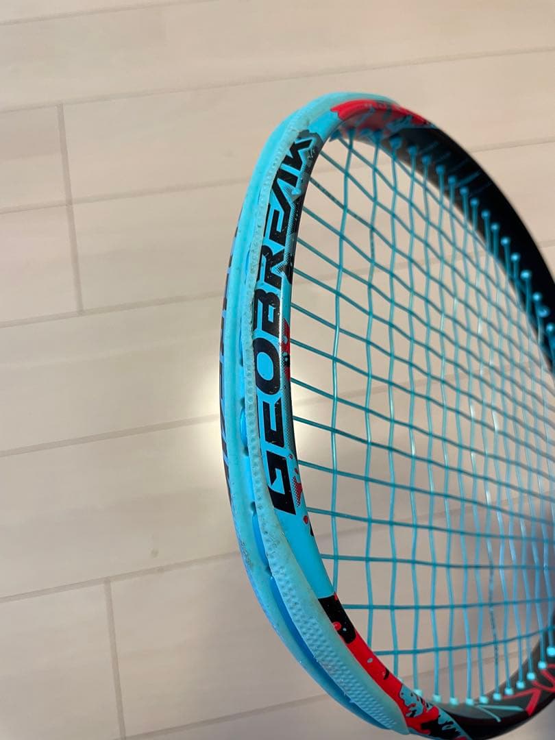 テニスラケット ヨネックス　ジオブレイク70vs グリップUL1