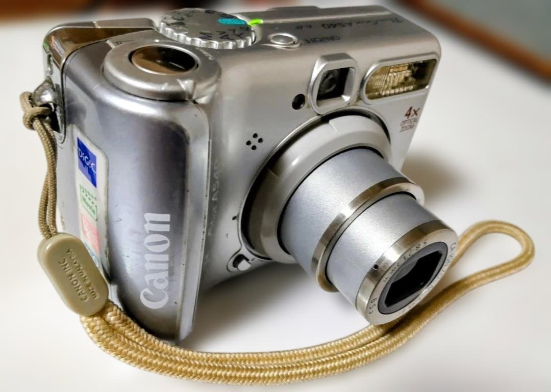 Canon PowerShot A540 デジタルカメラ、広角レンズ、電池付き