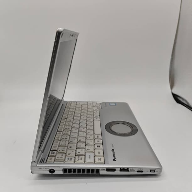 超軽量 バッテリ◎ フルHD レッツノート i5-8 SSD256GB オフィス