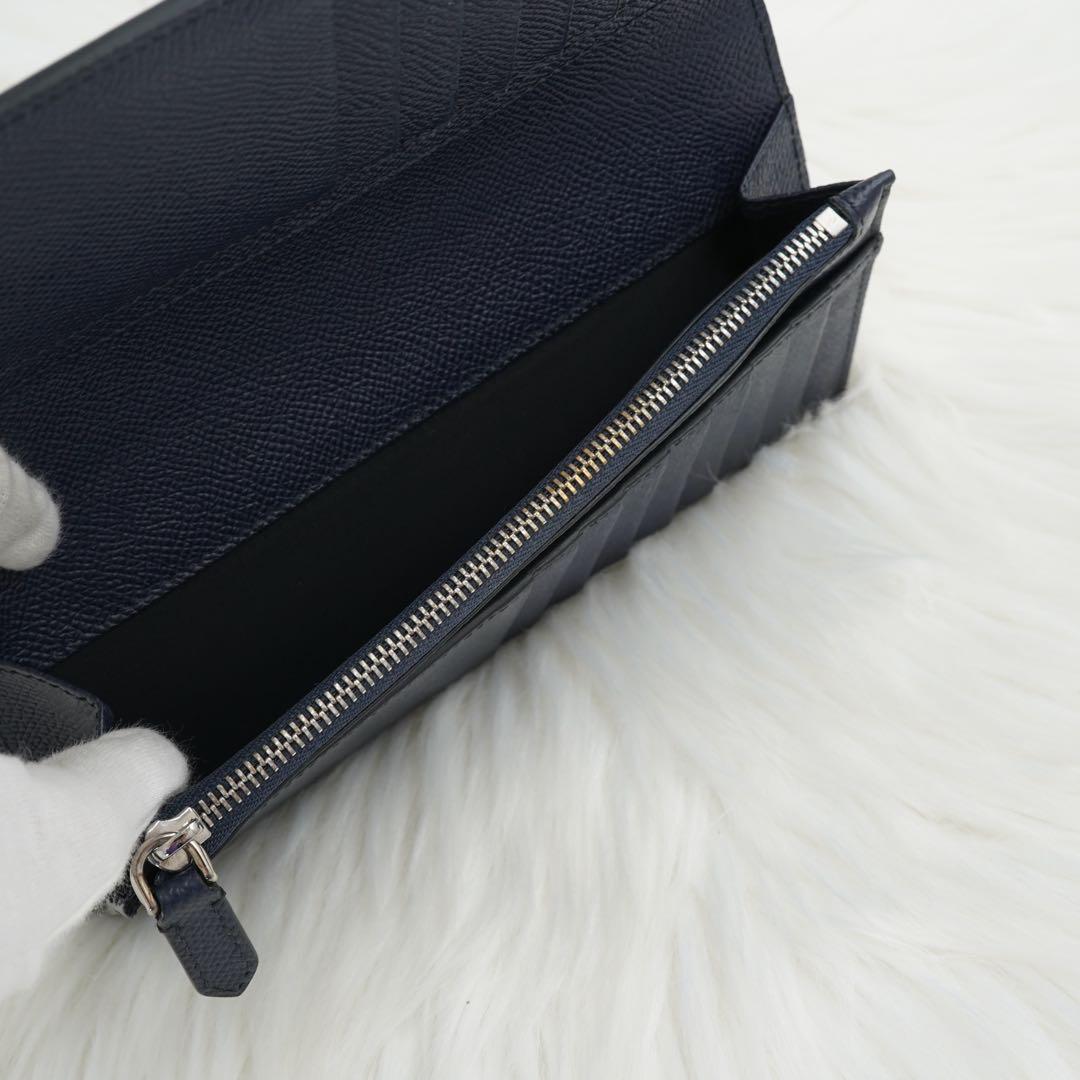 極美品　BURBREEY LONDON 長財布　二つ折り　ロゴグラム　ネイビー