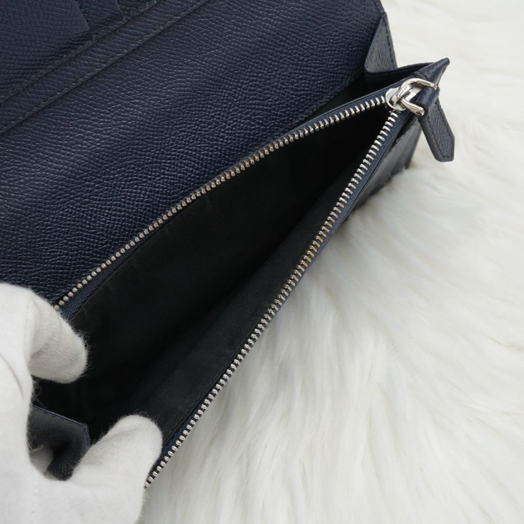 極美品　BURBREEY LONDON 長財布　二つ折り　ロゴグラム　ネイビー