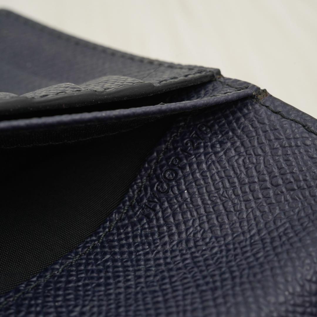 極美品　BURBREEY LONDON 長財布　二つ折り　ロゴグラム　ネイビー