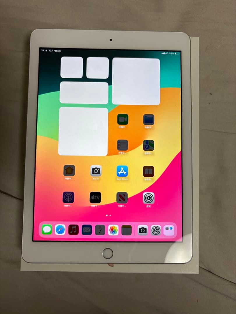 Apple iPad (第6世代) 128GB simフリーバテッリ容量98%