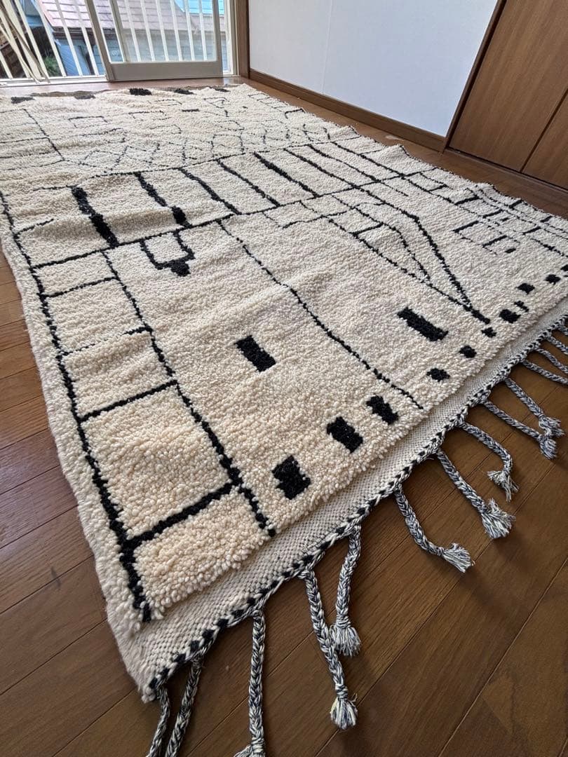 モロッコ製　ベニワレン　ラグ