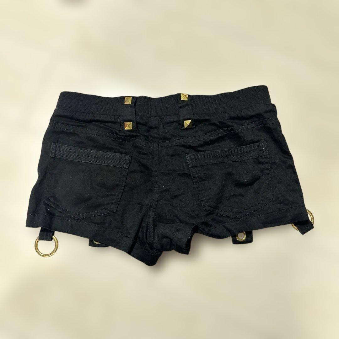 d.i.a スタッズ付きブラックショートパンツ