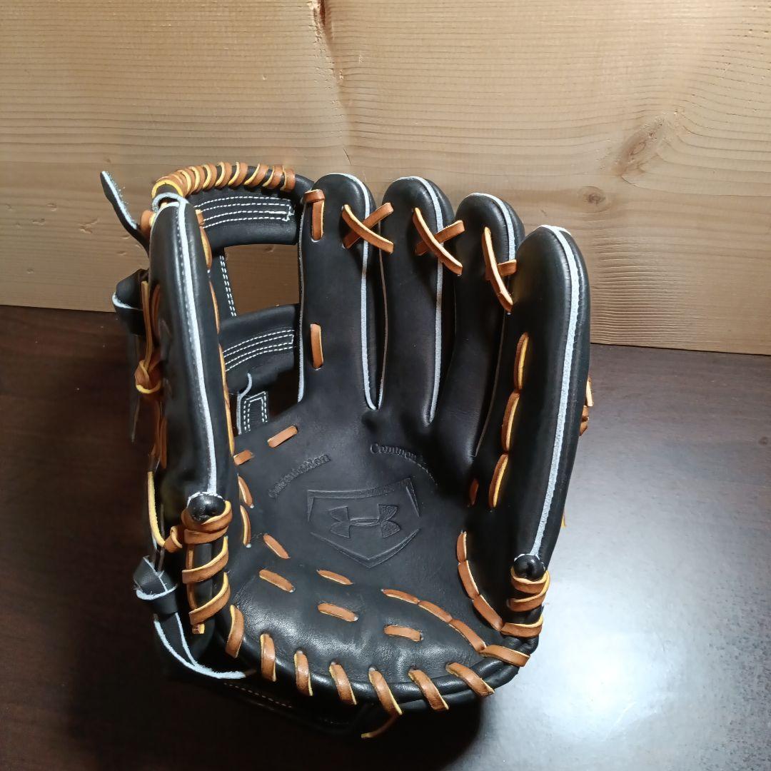 【TOKUKAI公式05様】Under Armour 軟式野球グローブ 黒