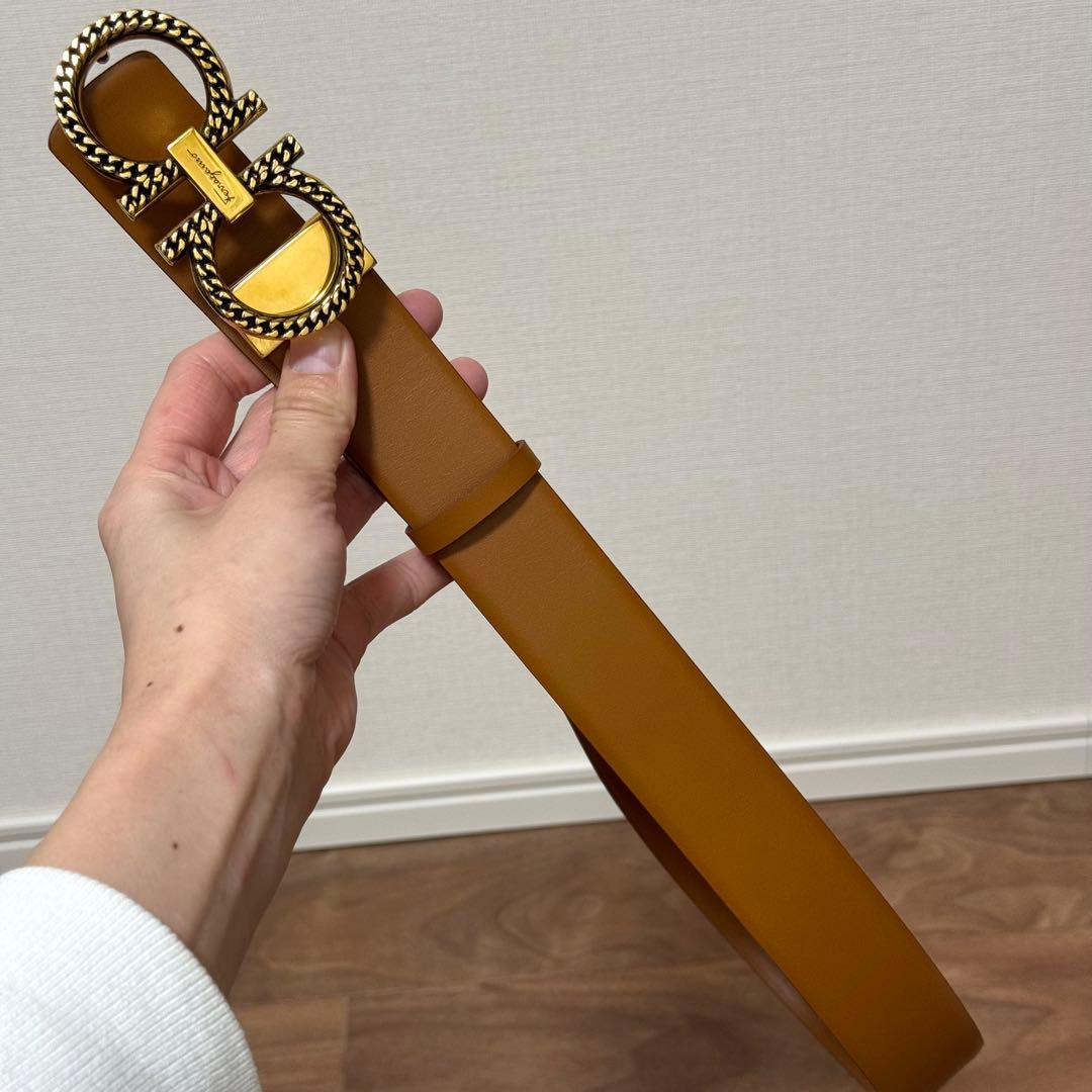 美品 Salvatore Ferragamo ガンチーニベルト キャメル