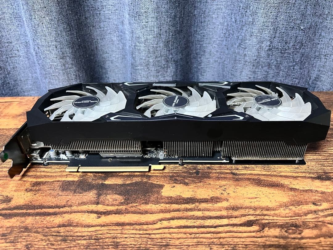 グラフィックボード・グラボ・ビデオカード GALAKURO GAMING RTX 3070 Ti 8g 112