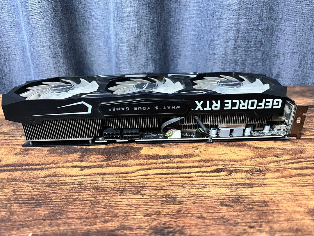 グラフィックボード・グラボ・ビデオカード GALAKURO GAMING RTX 3070 Ti 8g 112