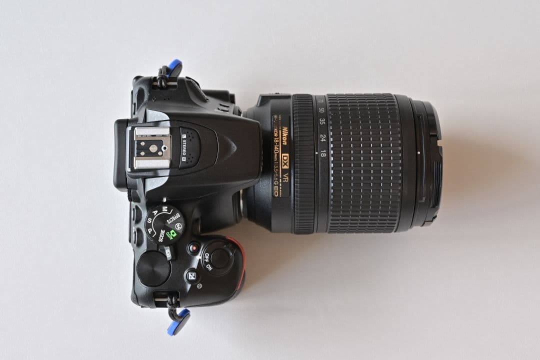 ニコン 一眼レフ D5500 18-140mm 55-200mm レンズセット