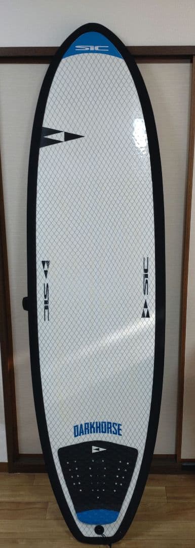 【まっちゃん】SIC DARKHORSE サーフボード　6.8ft
