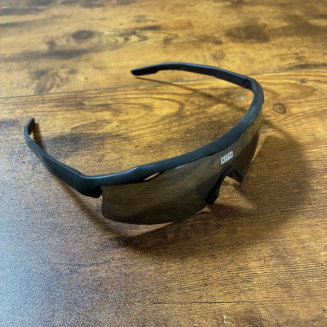 【未使用に近い】Kith × TaylorMadeミラーレンズ サングラス 黒