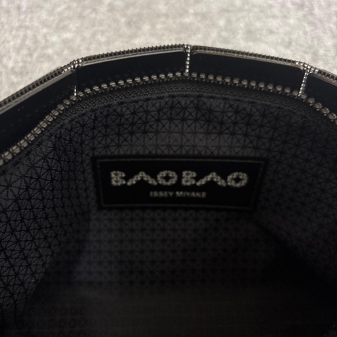 ISSEY MIYAKE クラッチバッグ　黒