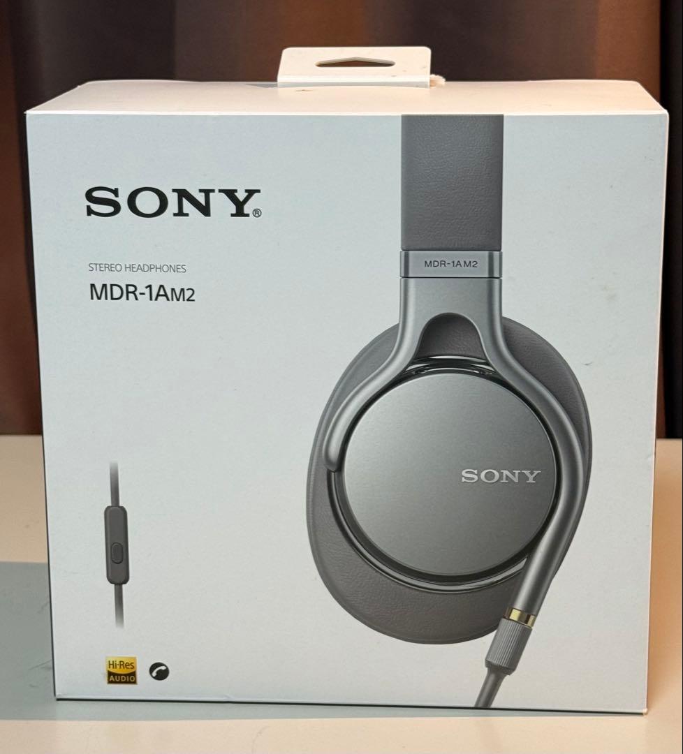 SONY 軽量バランス型ヘッドフォンMDR-1AM2