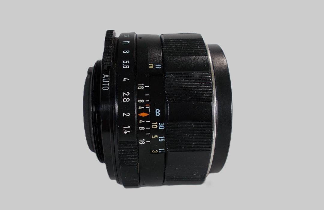 フィルムカメラ 整備済 完動品　Pentax SP　+ f/1.4　R189