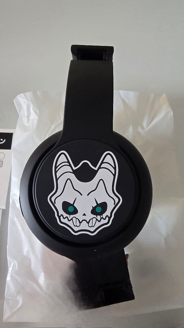 新品！ 怪獣８号ワイヤレスヘッドホン