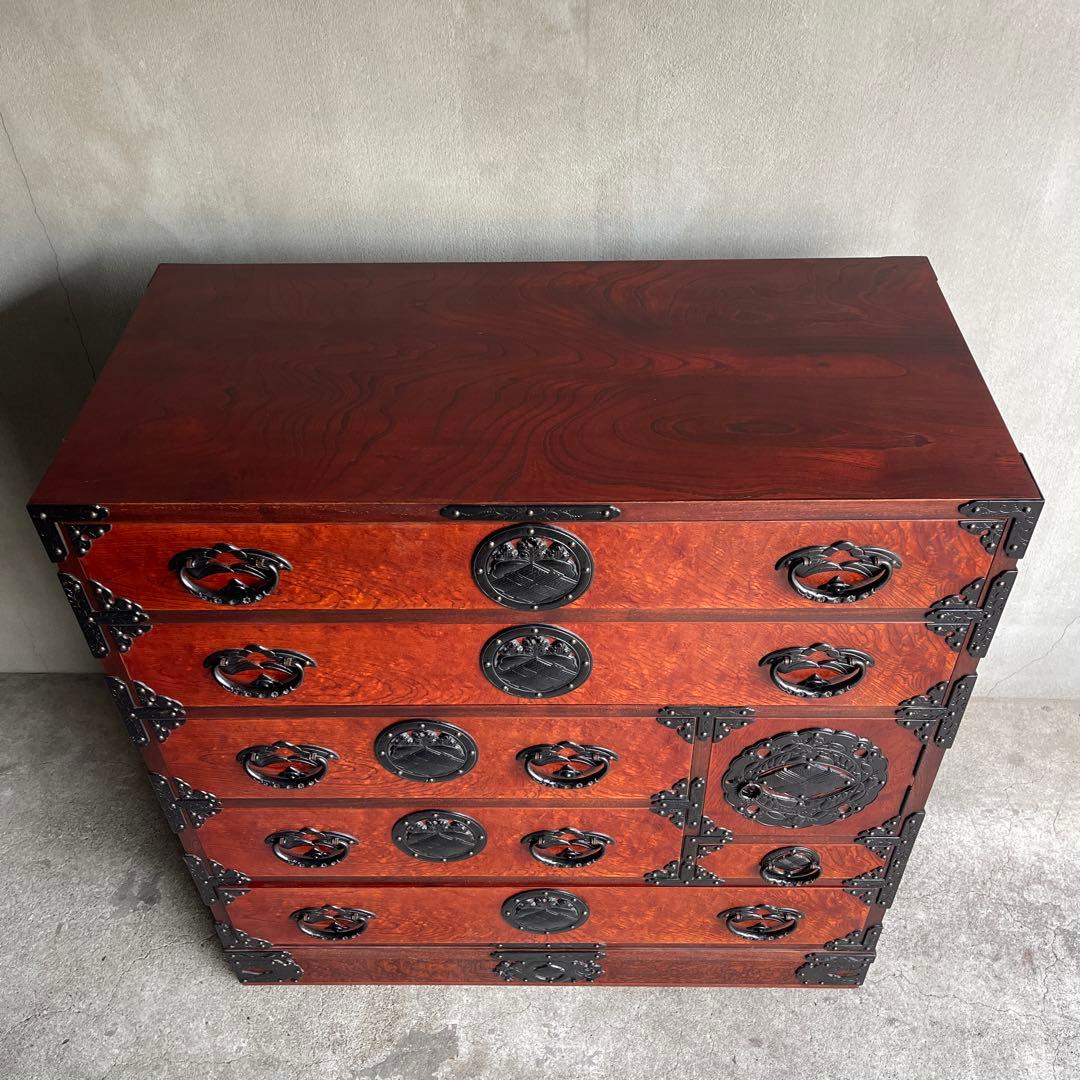 岩屋堂箪笥　桜木作　伝統工芸品 欅材 和家具 民藝 金具 8杯