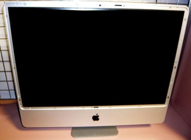 apple imac 2009 24インチ　osx10.10.5 スタンド曲がり