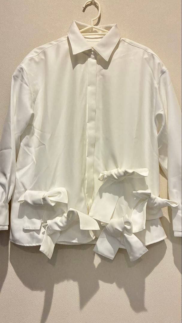 トップス THETOE Kordela Twist Shirt white