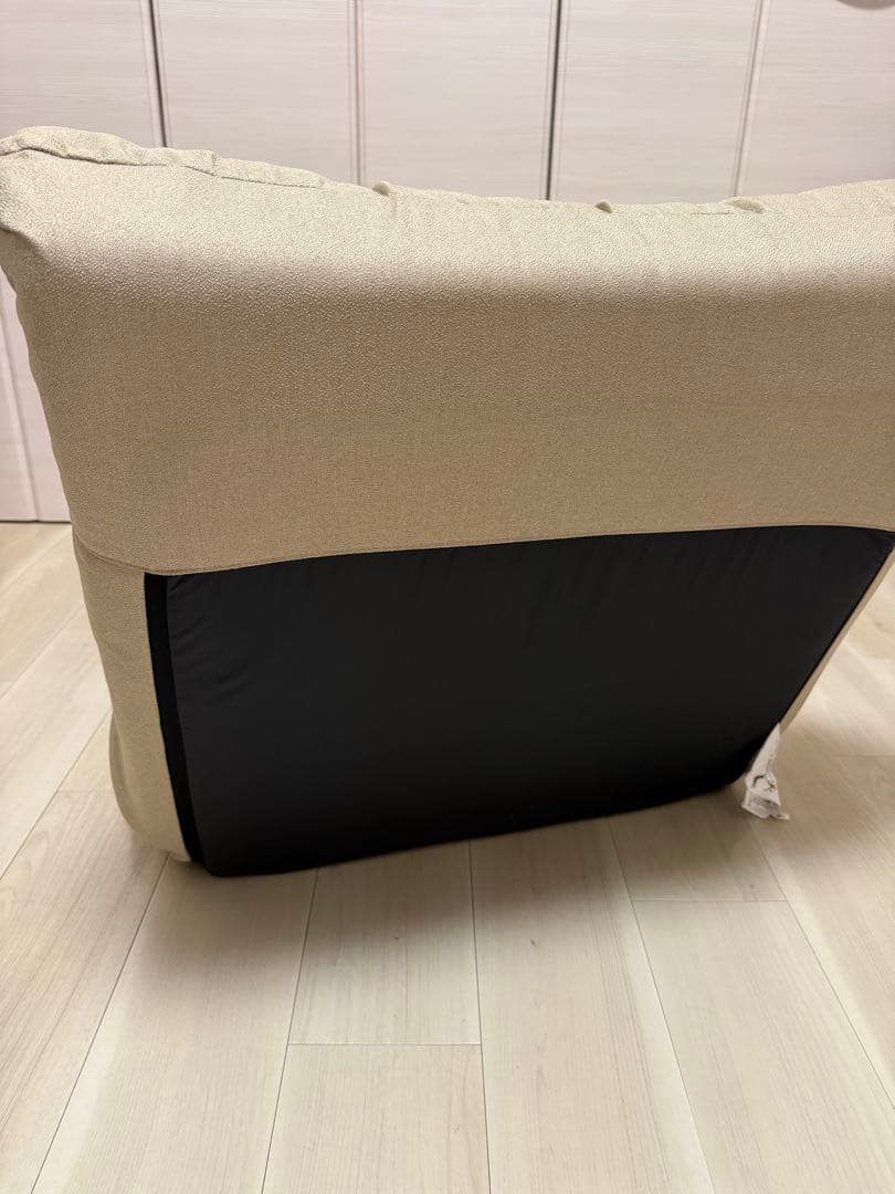 つながるワイドポケットコイル座イス【ニトリ】