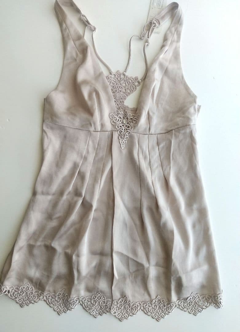 レア☆サルート　ゼーン　キャミソールL 　ベージュ