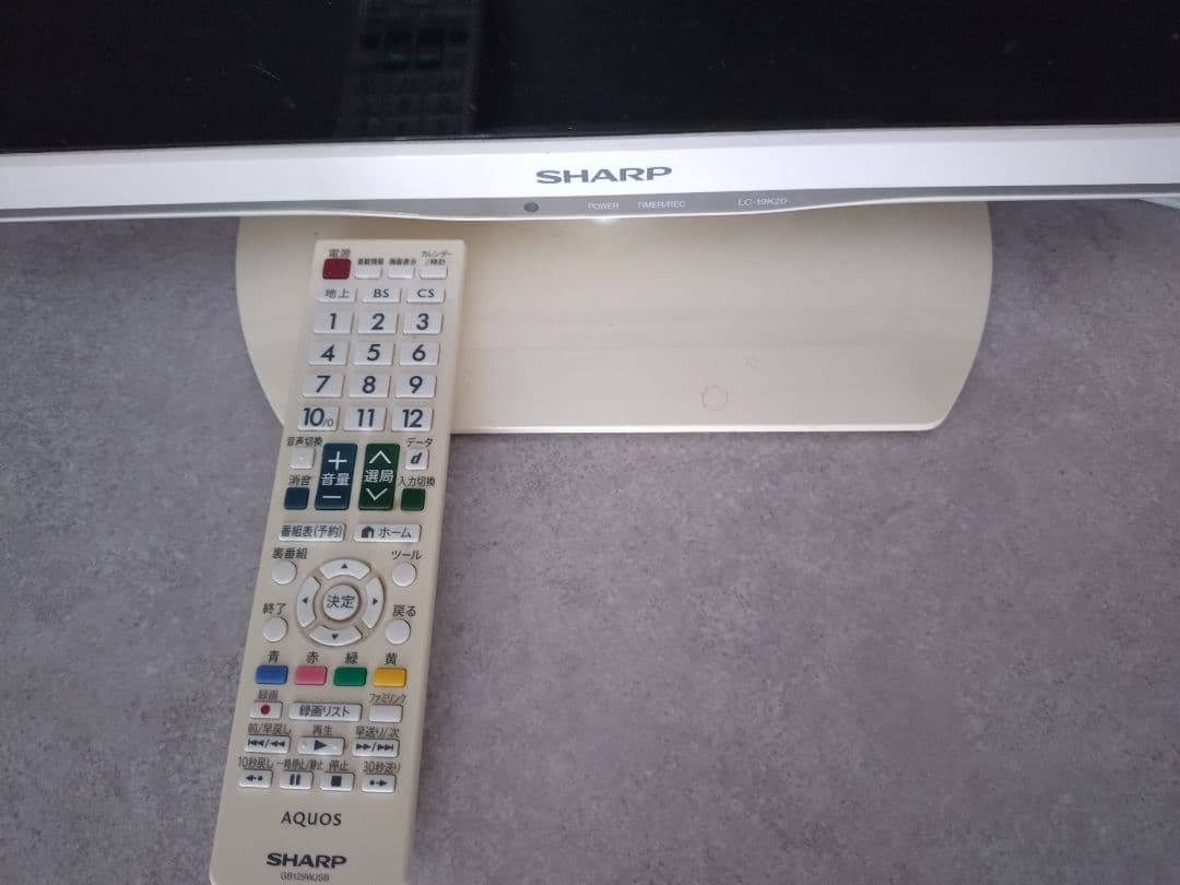 シャープAQUOS 液晶テレビ アクオス ＴＶ本体リモコン付LC-19K20
