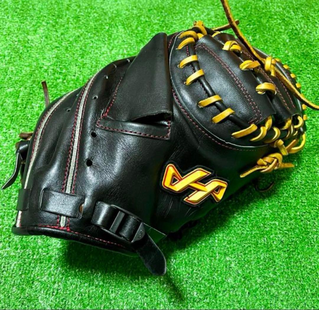 黒色 キャッチャーミット　ハタケヤマ