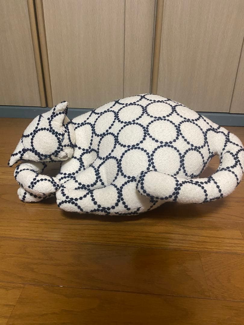 ミナペルホネン　猫　ぬいぐるみ