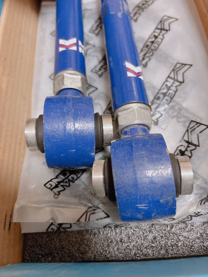 クラウン・マークX MEGAN RACINGリアアッパーアーム