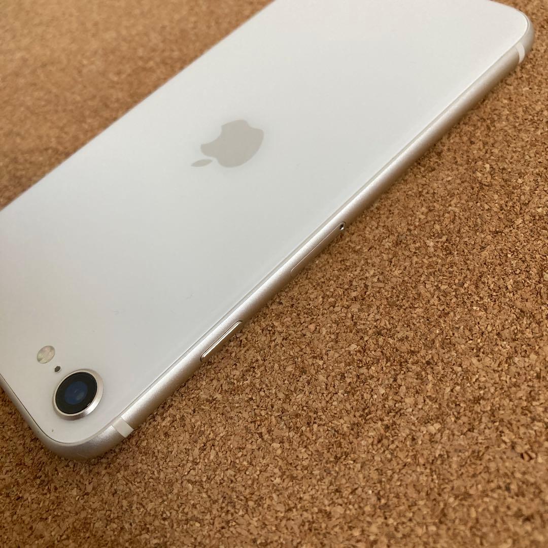 3904【早い者勝ち】電池新品☆iPhoneSE3 64GB SIMフリー☆