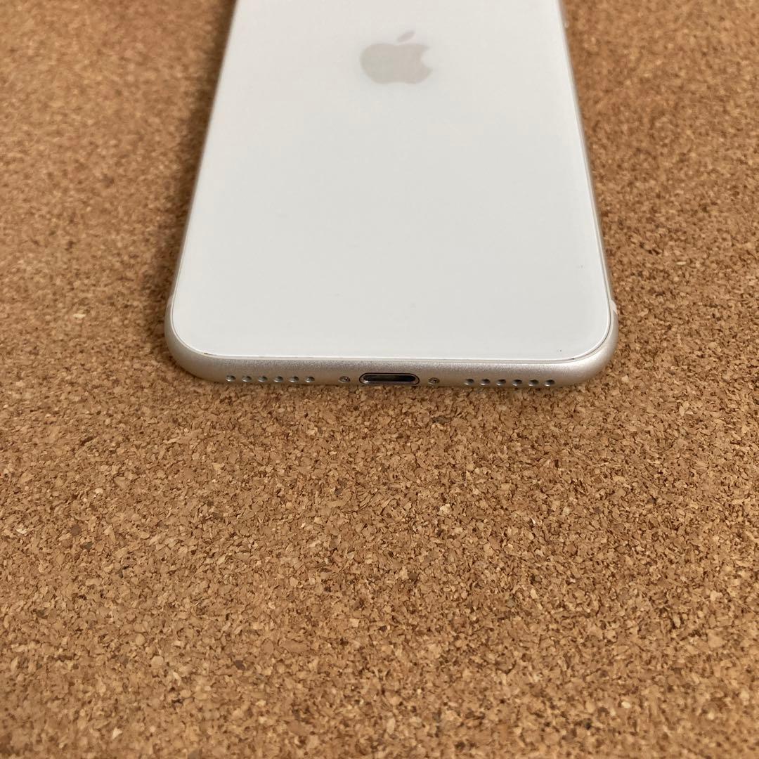 3904【早い者勝ち】電池新品☆iPhoneSE3 64GB SIMフリー☆