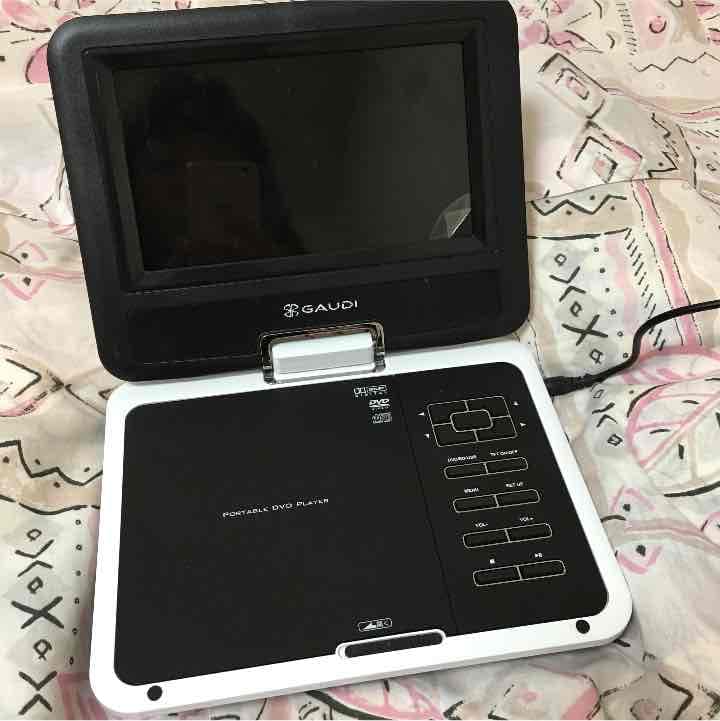 携帯用DVDプレーヤー