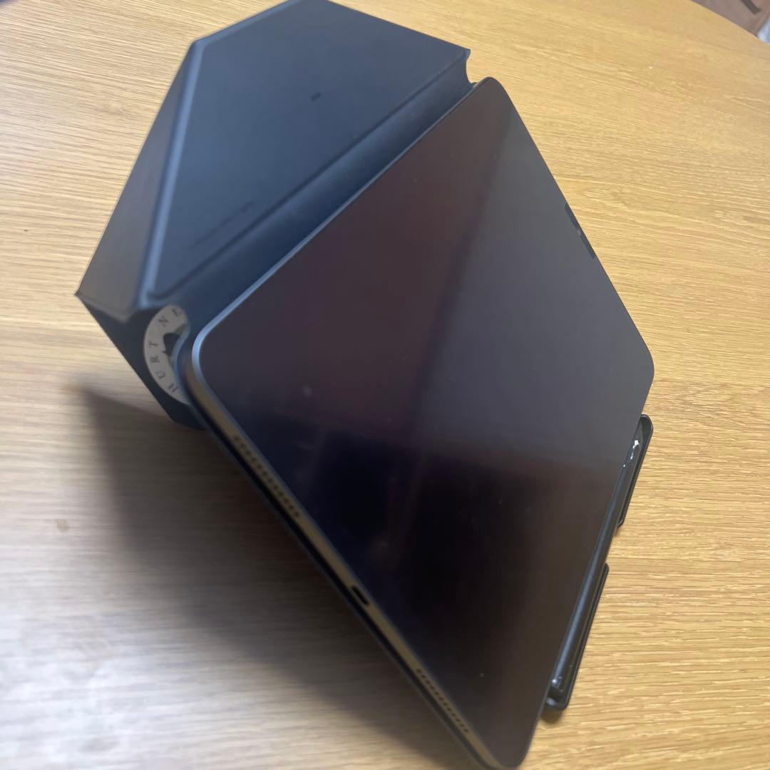 【ルル】iPad Air 5世代(WiーFi) 256G付属品セット販売