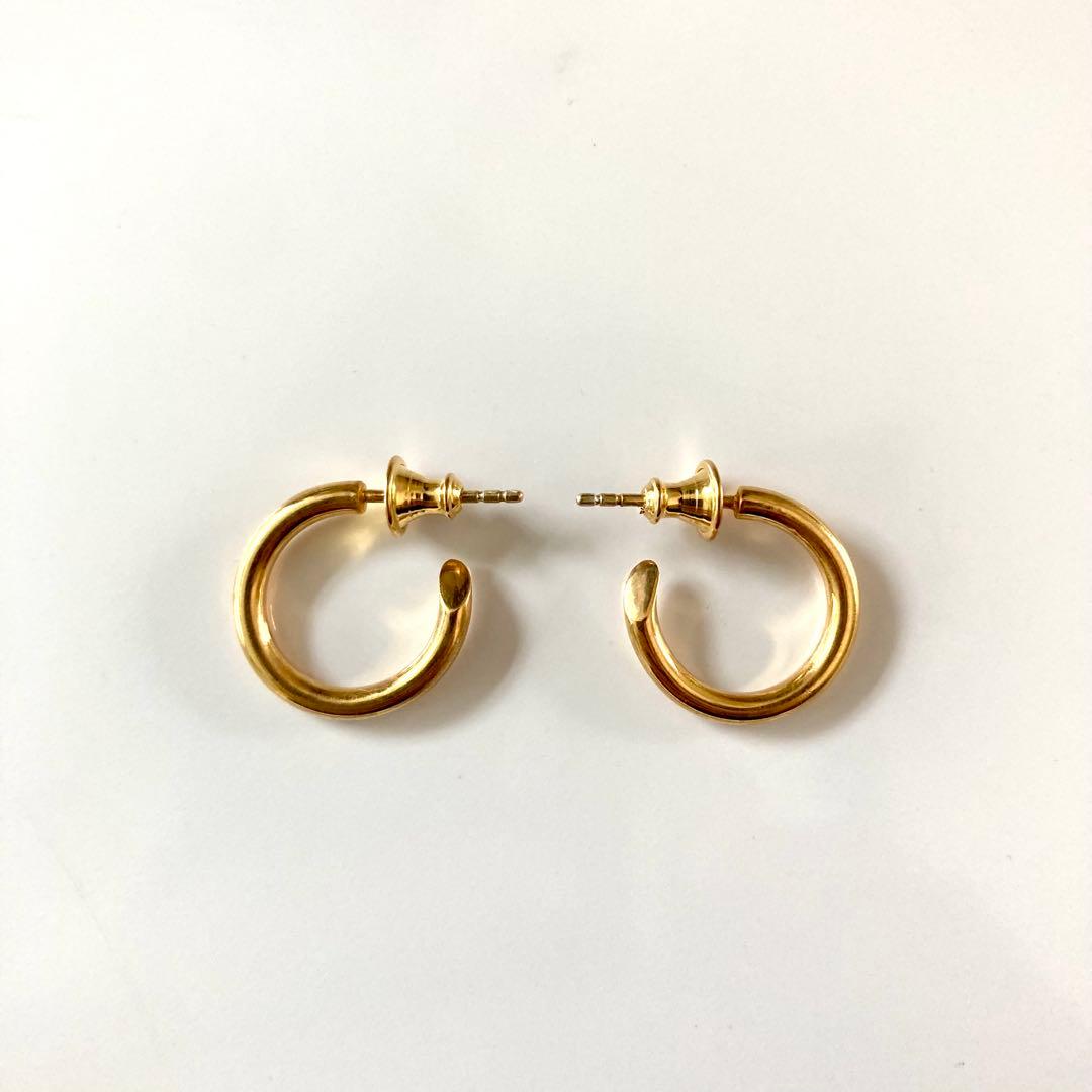 新品！両耳用【 3mm×21mm 】ゴールドフープピアス