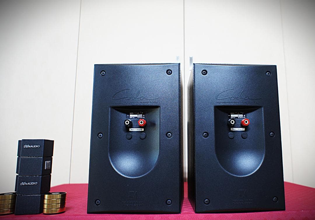 【超美品】KEF Coda7英国ブランドスピーカー　《インシュレータ選択付き》