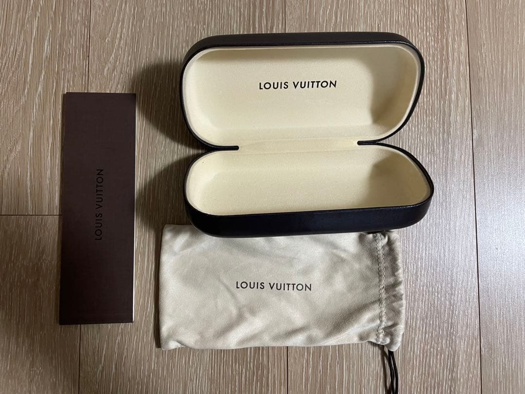 Louis Vuitton アセテートサングラス ケース付き