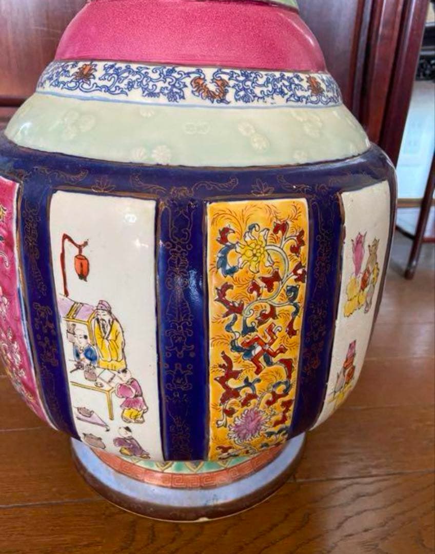 中国清末民国時代　山水人物　粉彩大花瓶　高さ49cm