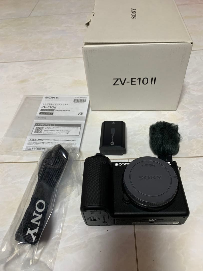【極美品】ZV- E10 lI 本体　　（97）