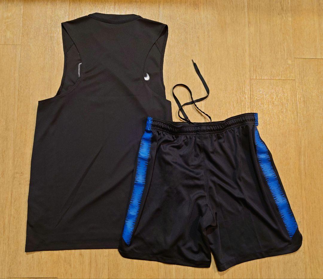 浦和レッズ　支給品　プラクティス　タンクトップ・パンツセット　上下XLサイズ