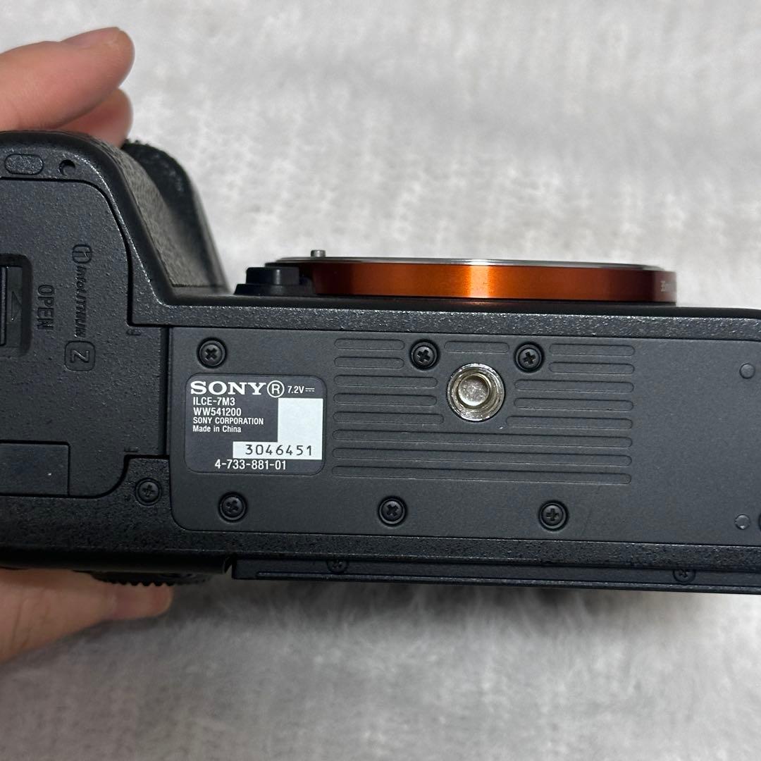 【最終値下 】SONYα7 IIIミラーレスカメラレンズ付きFE55F1.8ZA