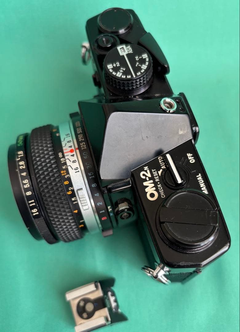 ★ OLYMPUS OM-2N BLACK + 標準レンズ 50mm