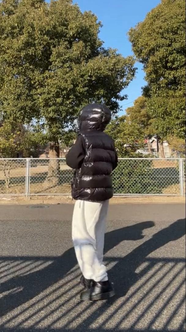 duvetica ダウンベスト　デュベティカ　ダウンベスト　ブラック