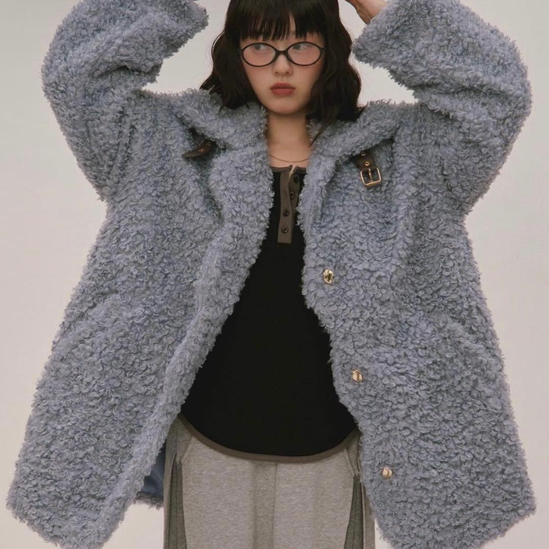 loin nuit ニュアンスボタン　プードルコート